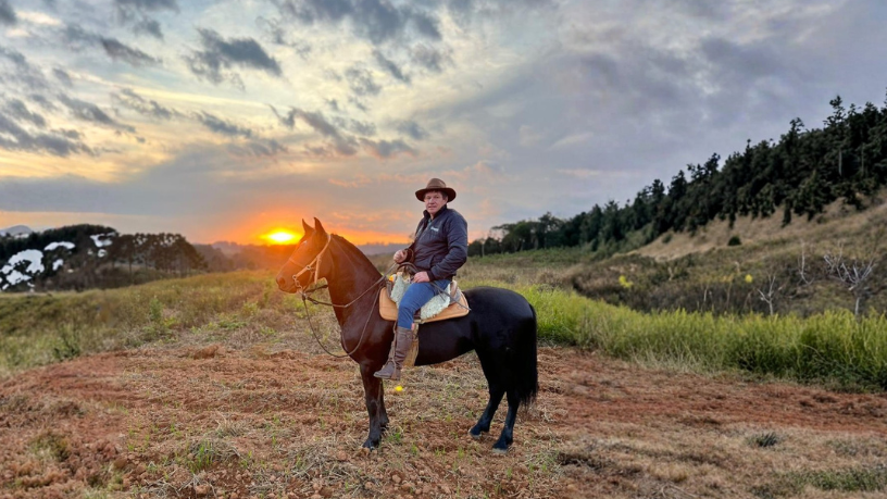 Altevir Seidel mostra como transformar ideias em ação e alcançar a verdadeira independência financeira com atitude empreendedora.