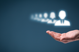 Para Andre de Barros Faria, a liderança analítica transforma dados em clareza, orientando decisões que inspiram e fortalecem equipes.