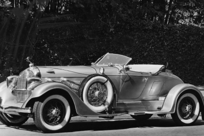 Márcio Pires de Moraes destaca como carros clássicos unem paixão e valorização, tornando-se investimentos duradouros.