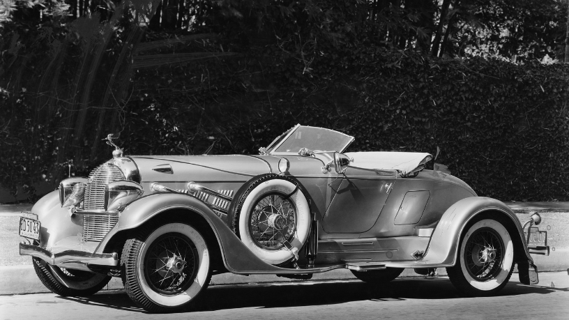 Márcio Pires de Moraes destaca como carros clássicos unem paixão e valorização, tornando-se investimentos duradouros.